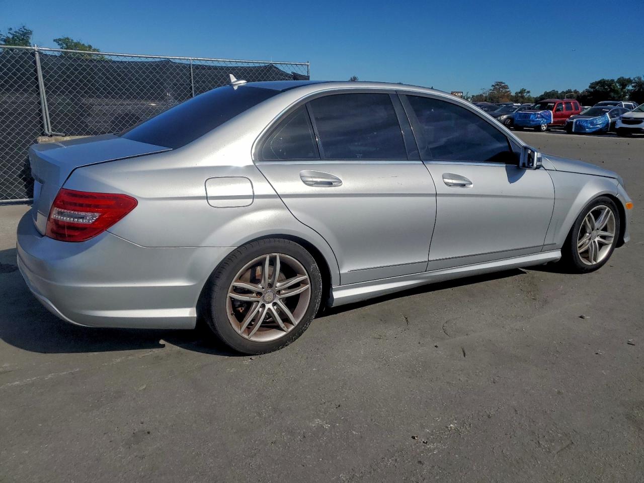 2013 MERCEDES-BENZ C 250 photo 3