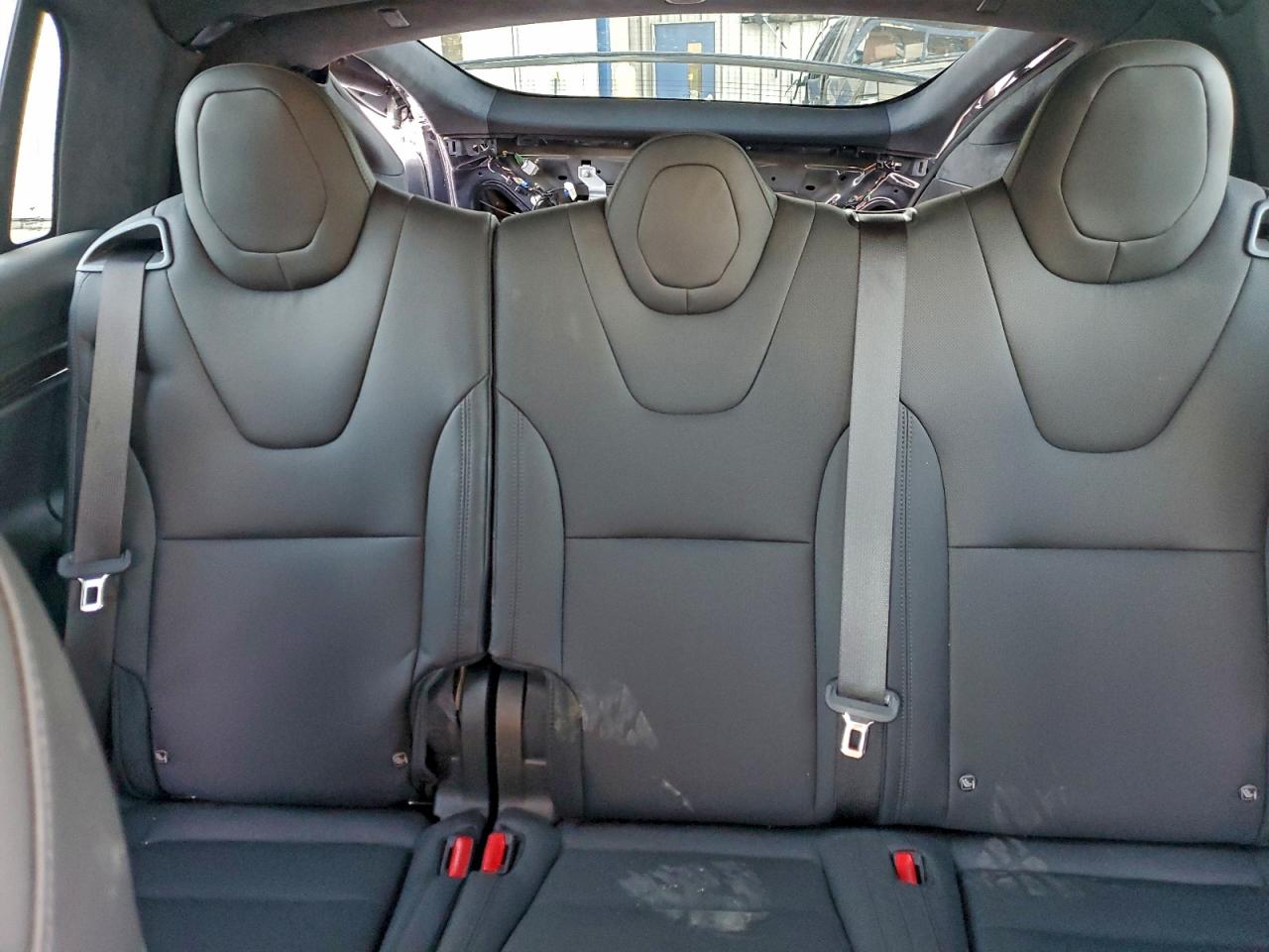 2024 TESLA MODEL X photo 10
