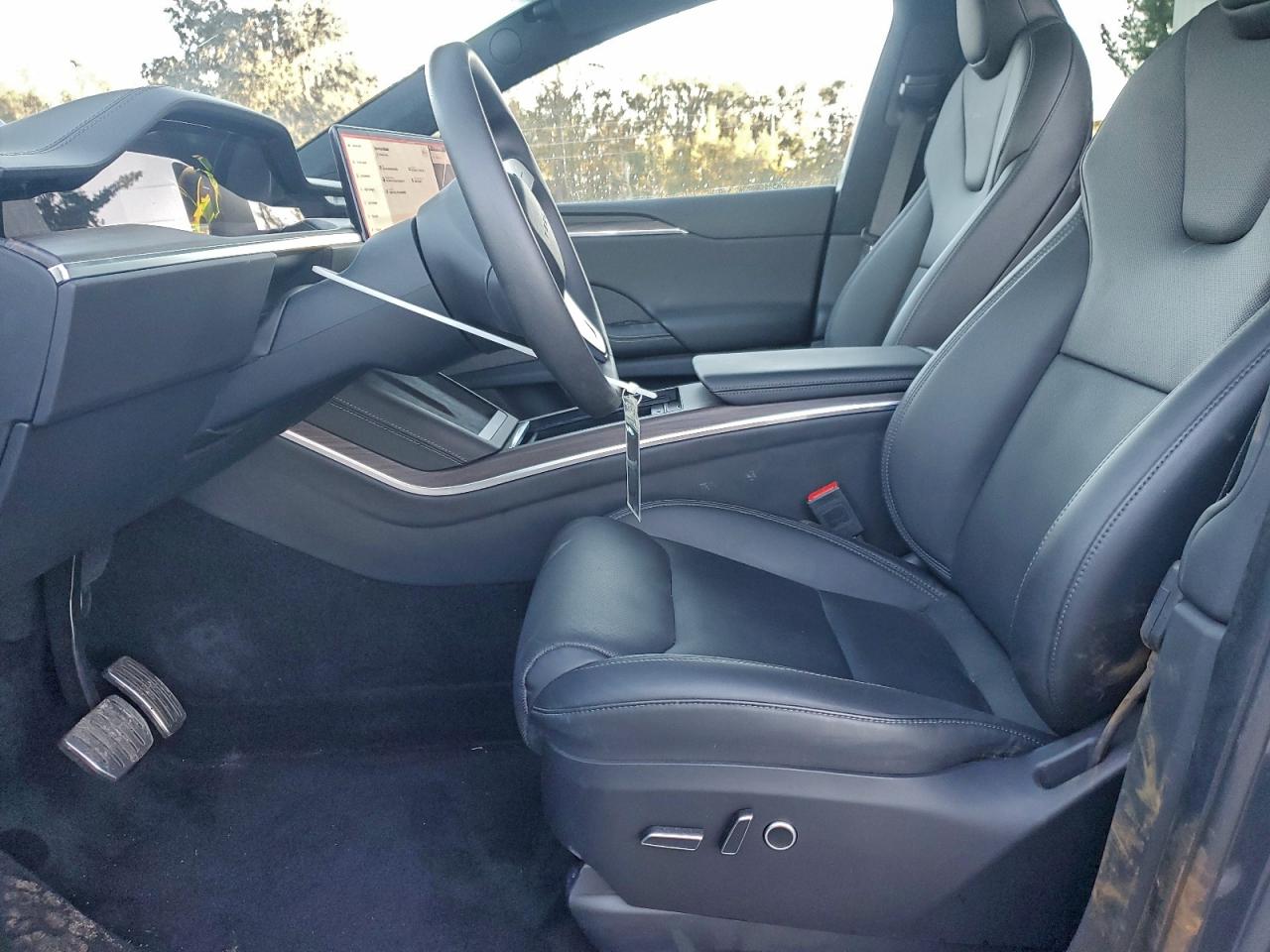 2024 TESLA MODEL X photo 7
