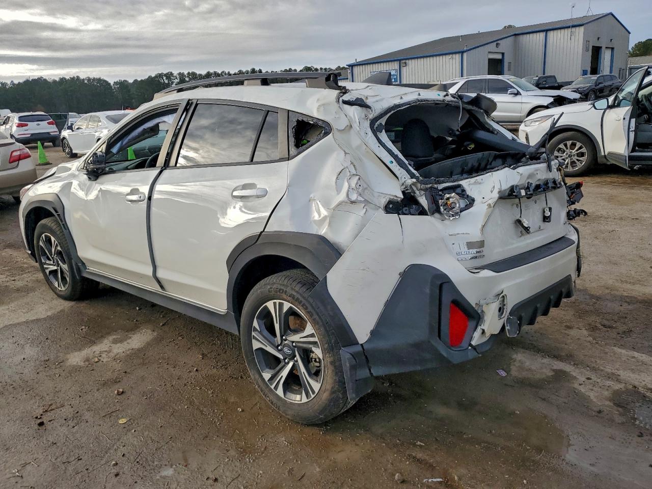 2024 SUBARU CROSSTREK PREMIUM photo 2