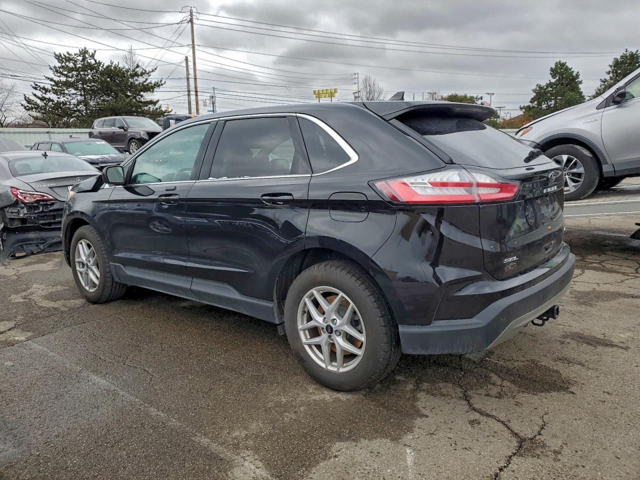 2024 FORD EDGE SEL photo 2