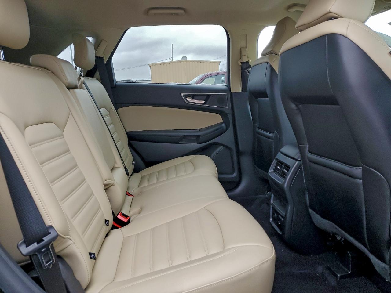 2024 FORD EDGE SEL photo 11