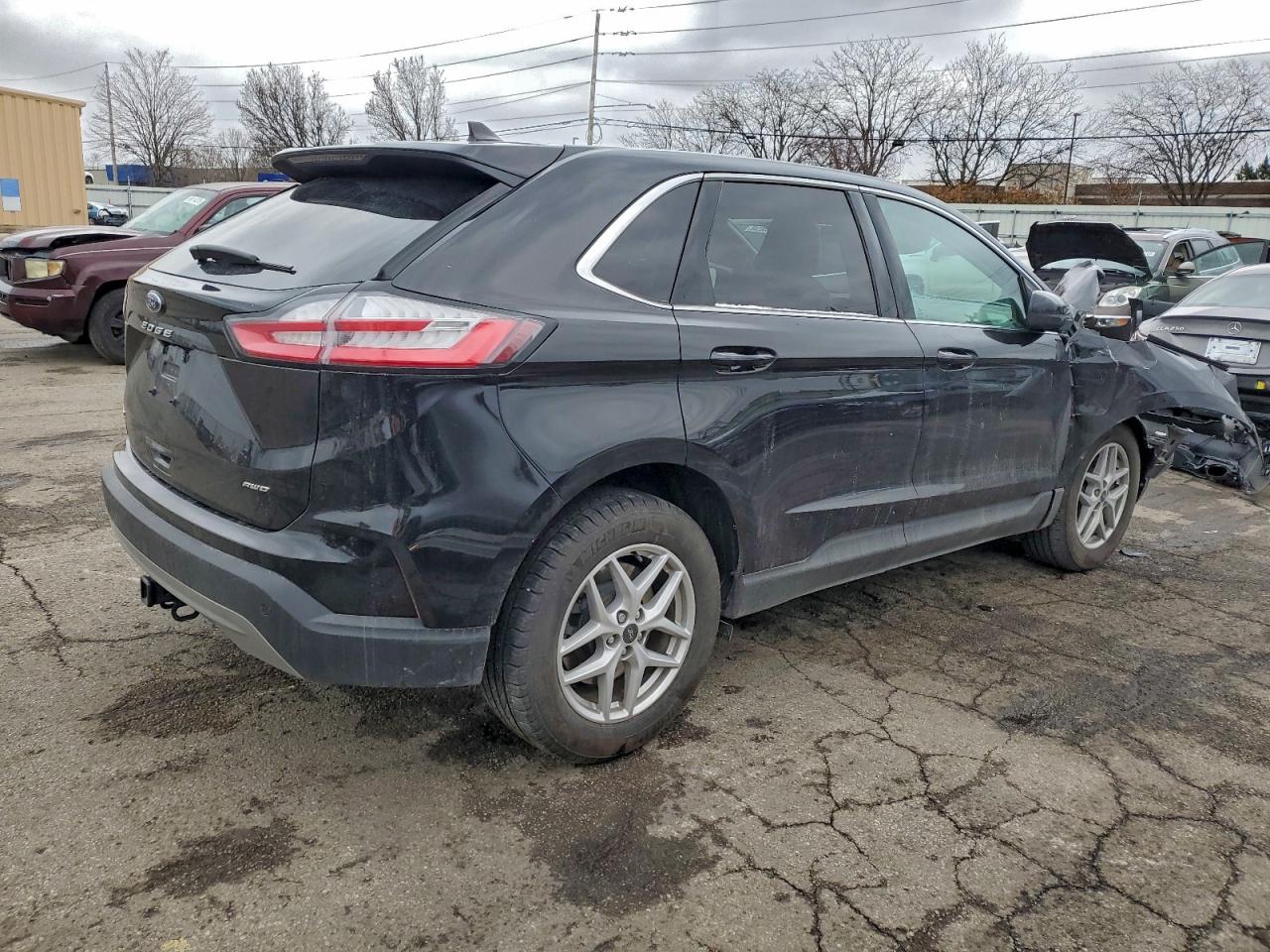 2024 FORD EDGE SEL photo 3