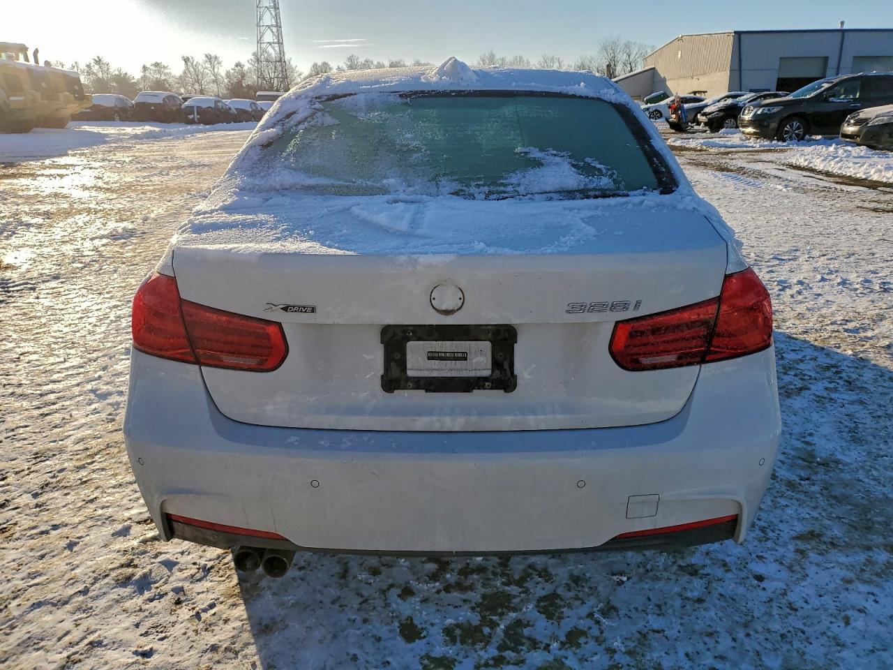 2016 BMW 328 XI SULEV photo 6