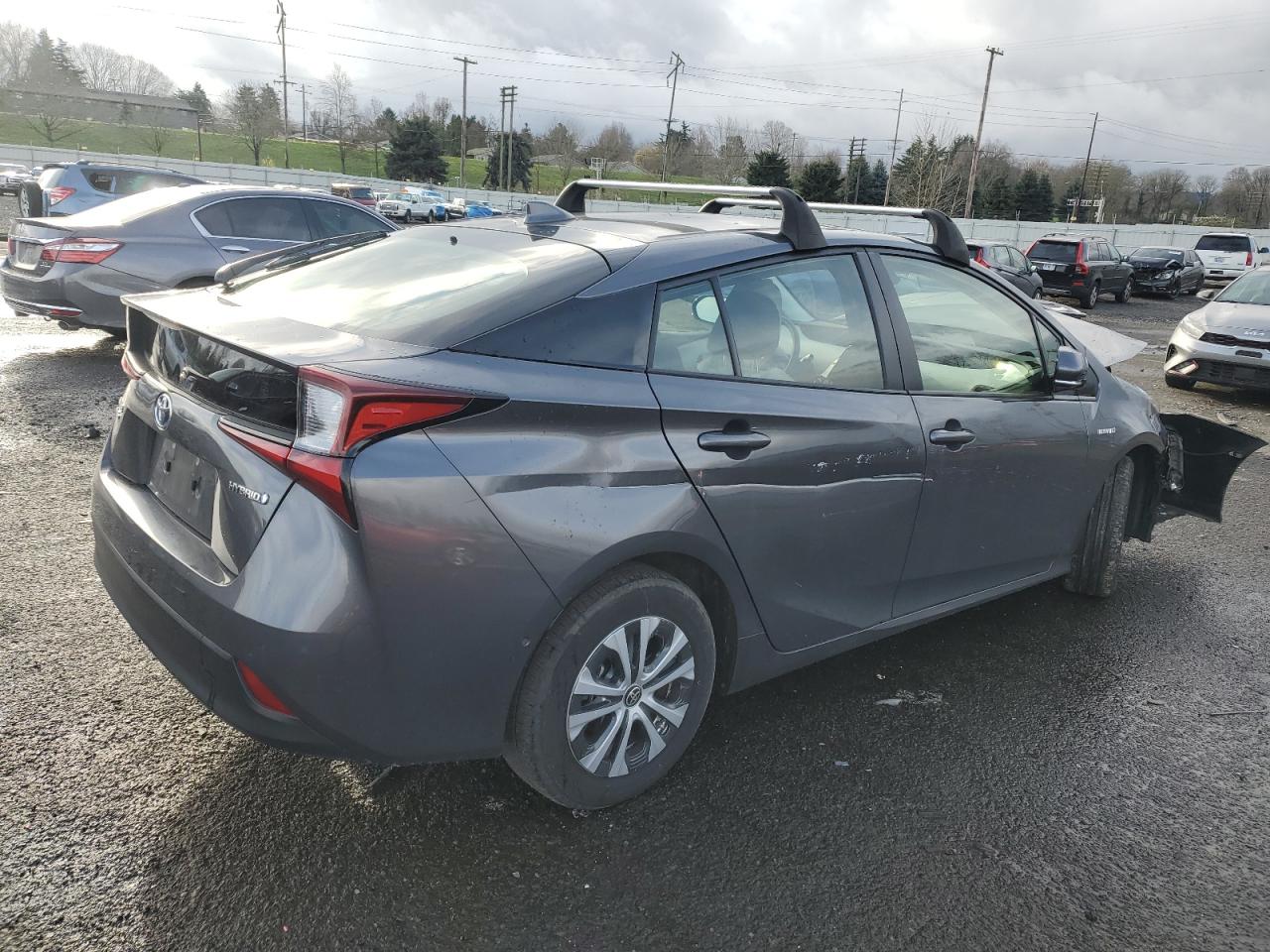 2019 TOYOTA PRIUS photo 3