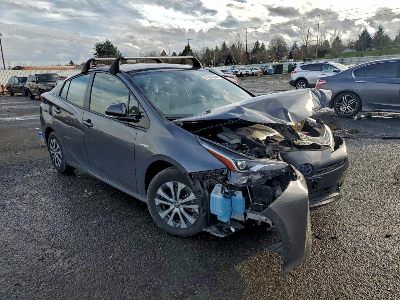 2019 TOYOTA PRIUS photo 4