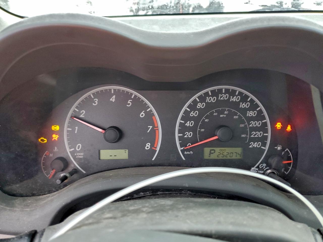 2010 TOYOTA COROLLA BASE photo 9