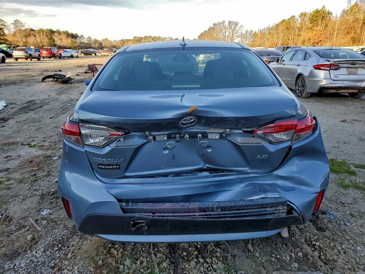 2021 TOYOTA COROLLA LE photo 6