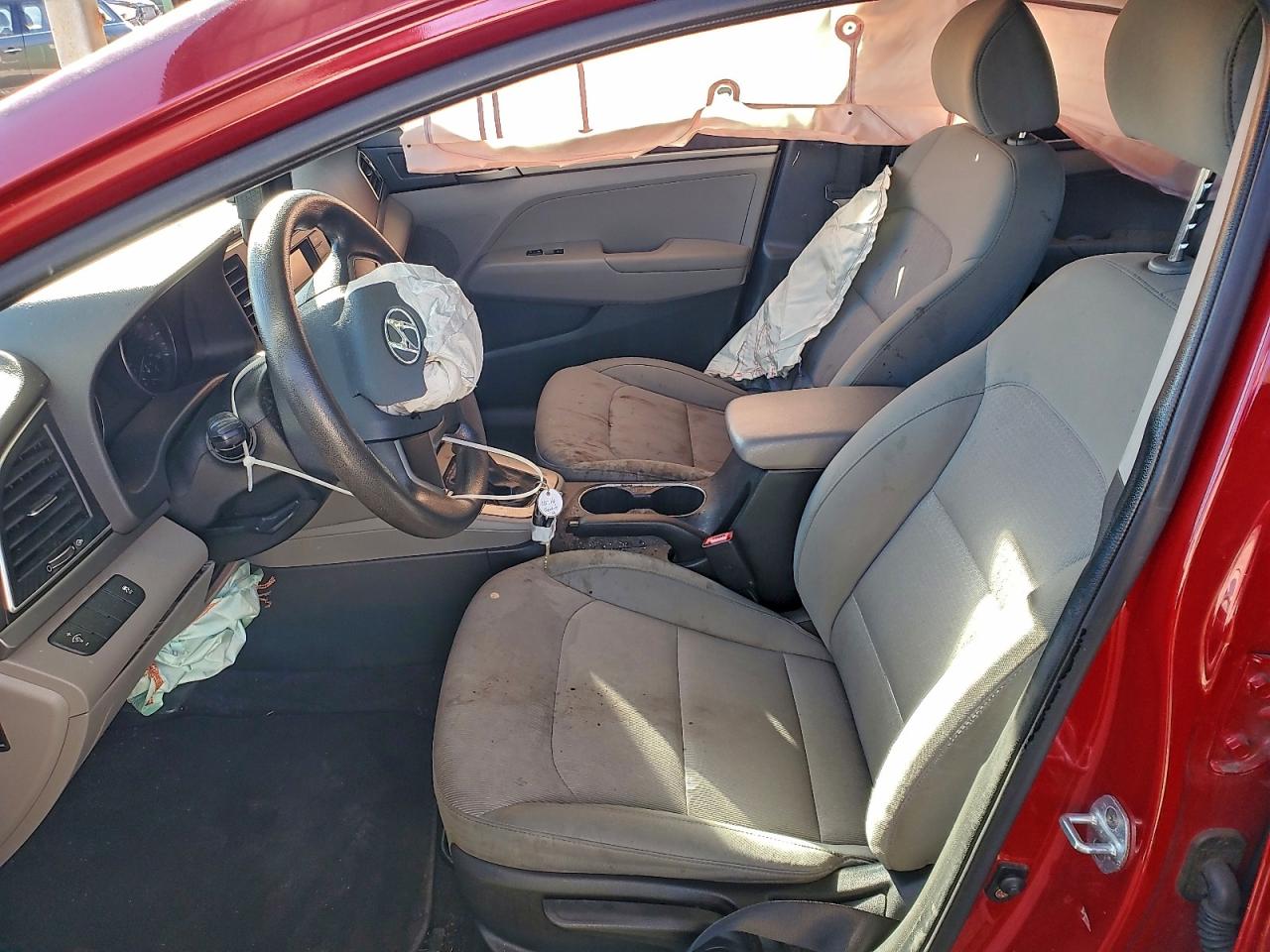 2017 HYUNDAI ELANTRA SE photo 7