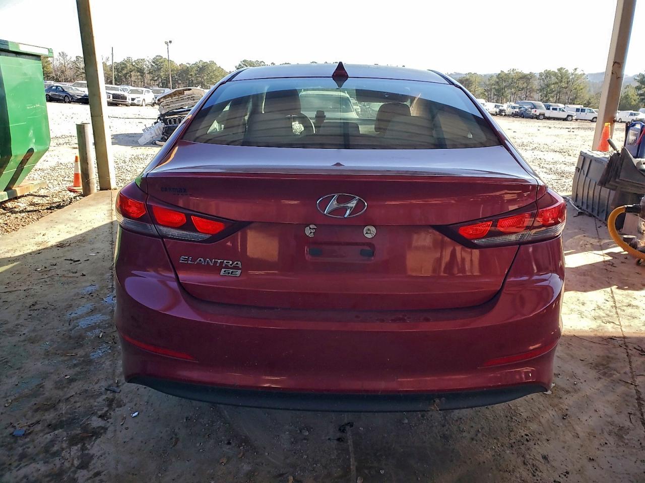 2017 HYUNDAI ELANTRA SE photo 6
