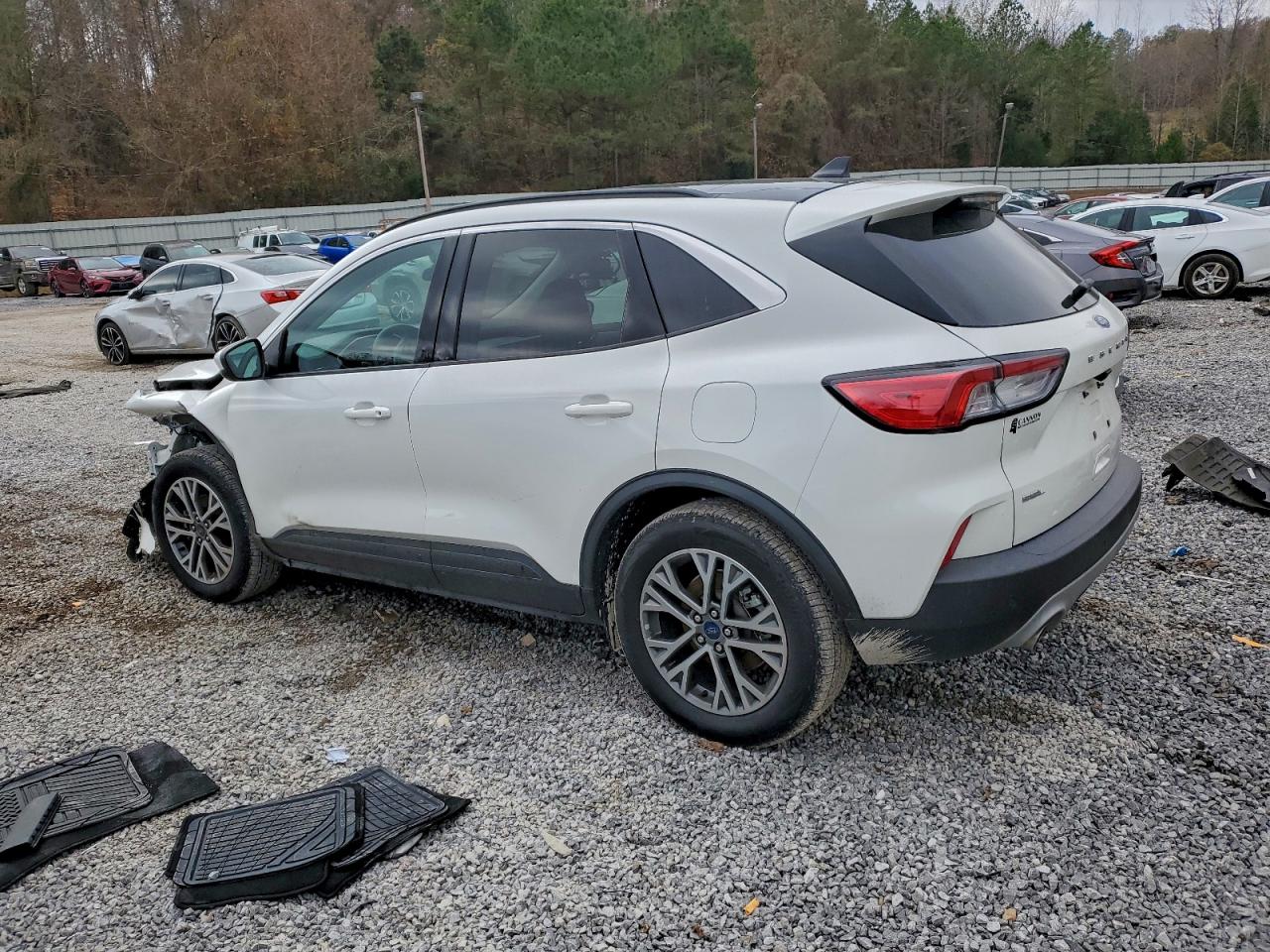2022 FORD ESCAPE SEL photo 2