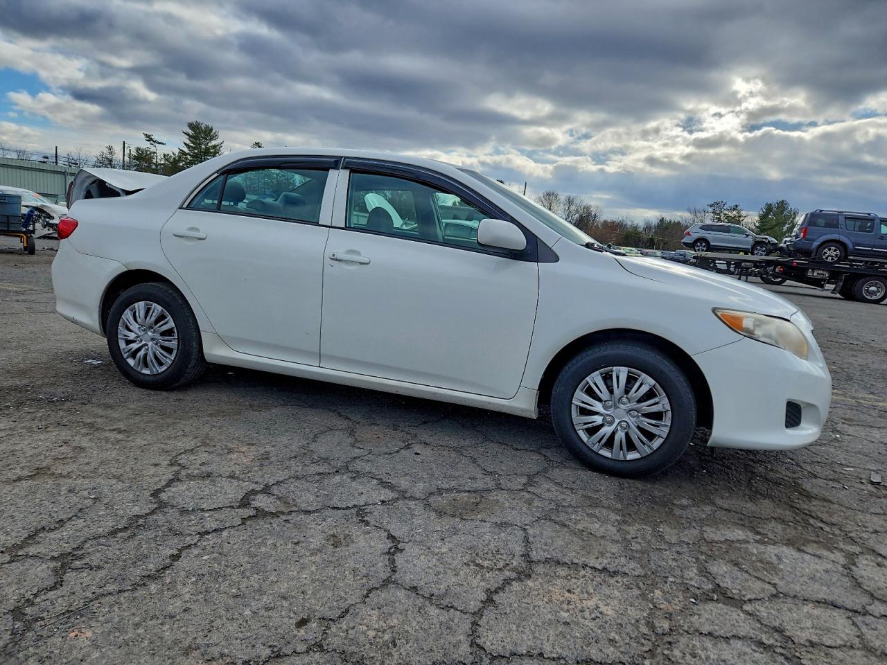 2010 TOYOTA COROLLA BASE photo 4