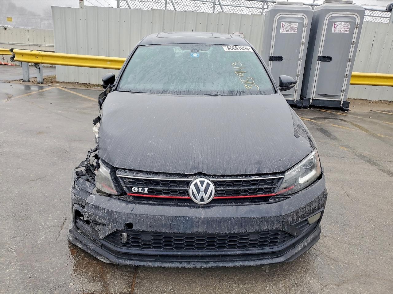 2016 VOLKSWAGEN JETTA GLI photo 5