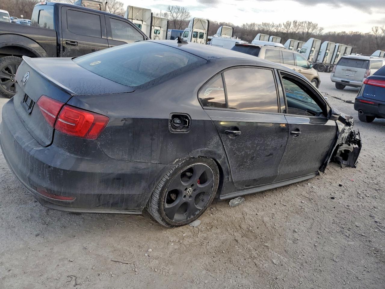 2016 VOLKSWAGEN JETTA GLI photo 3