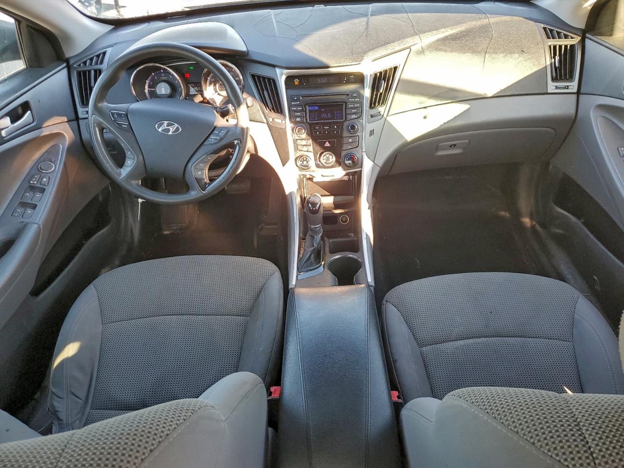 2014 HYUNDAI SONATA GLS photo 8