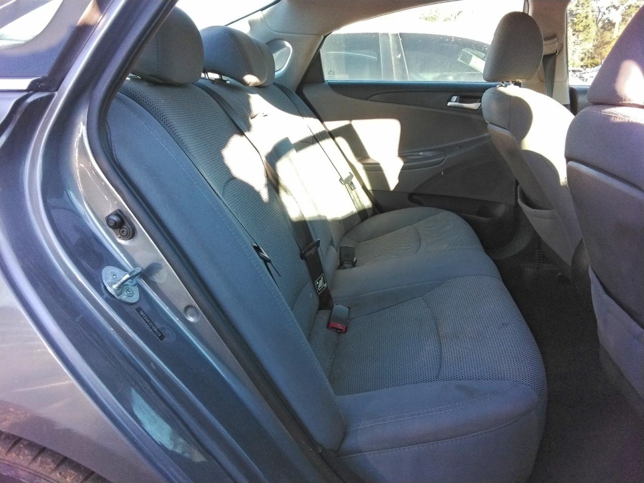 2014 HYUNDAI SONATA GLS photo 10