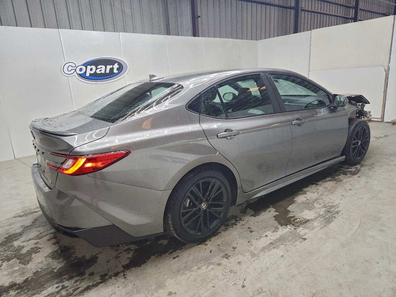 2025 TOYOTA CAMRY XSE photo 3