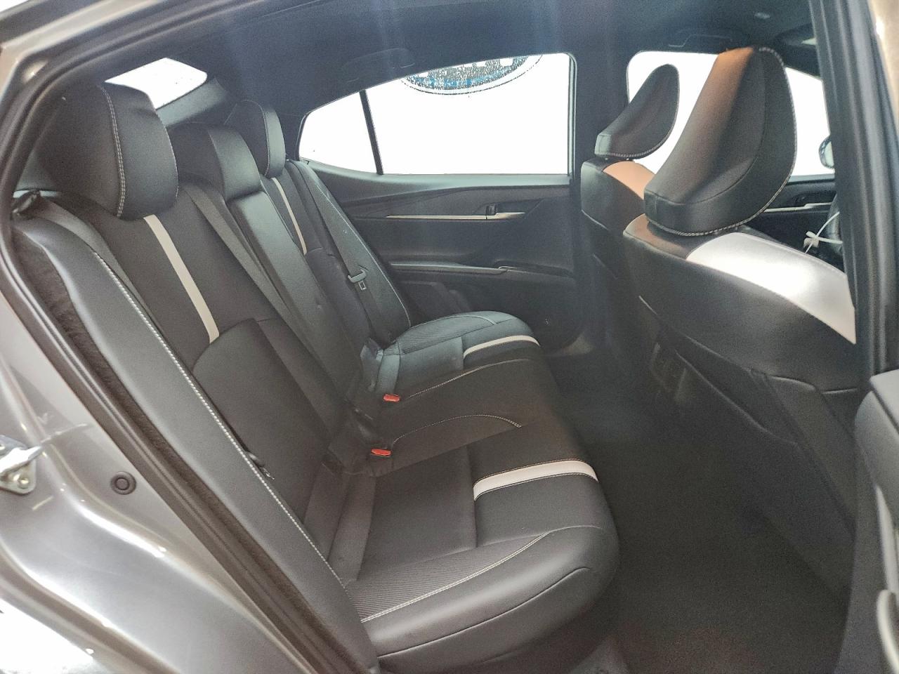 2025 TOYOTA CAMRY XSE photo 10