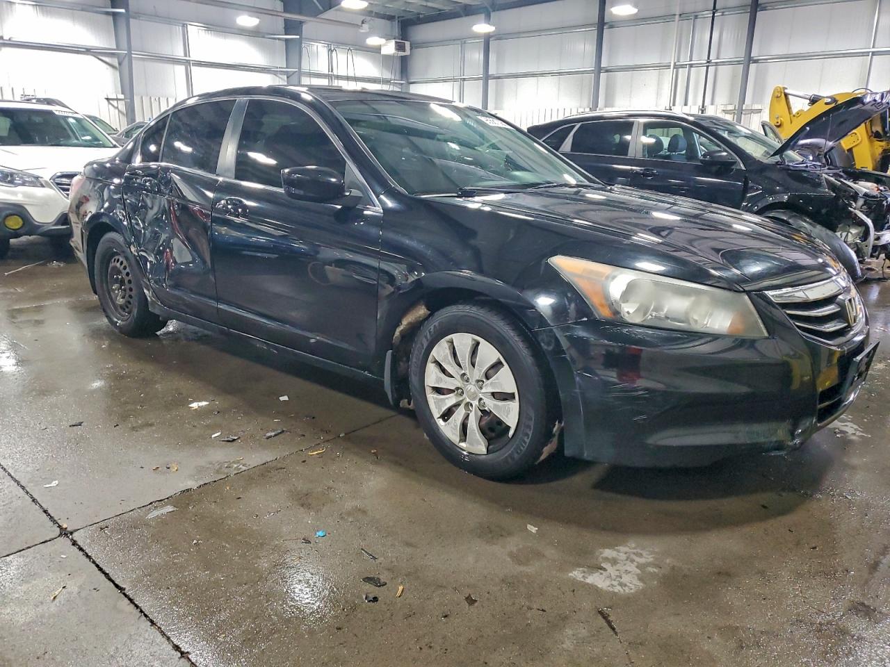 2011 HONDA ACCORD LX photo 4