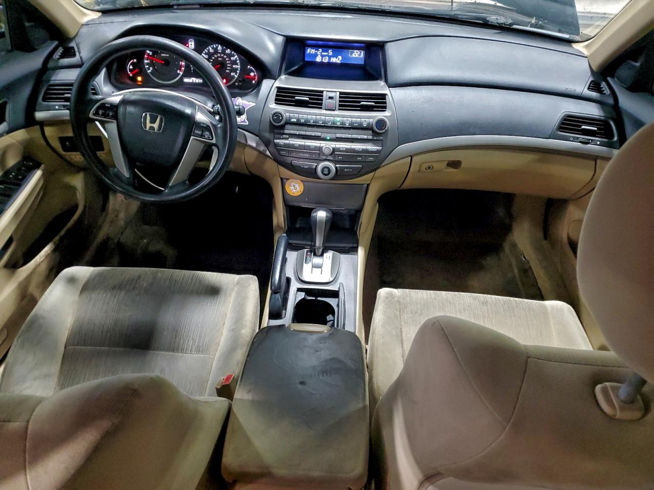 2011 HONDA ACCORD LX photo 8