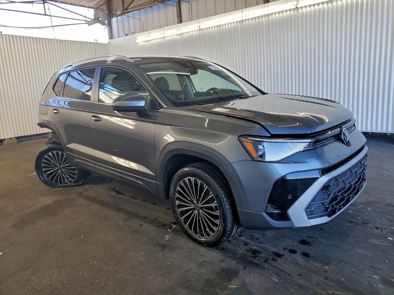 2026 VOLKSWAGEN TAOS SE photo 4