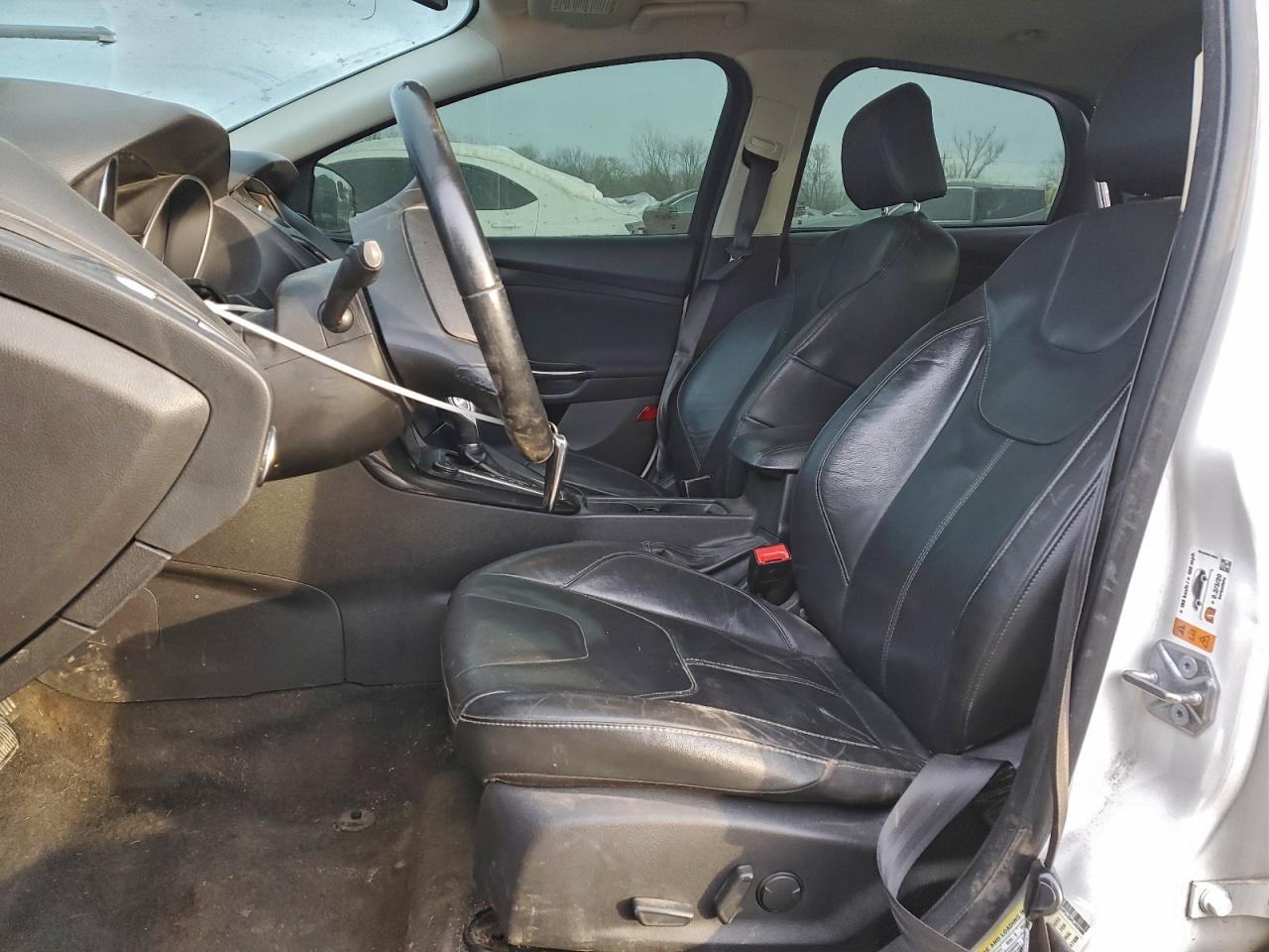 2015 FORD FOCUS TITANIUM photo 13