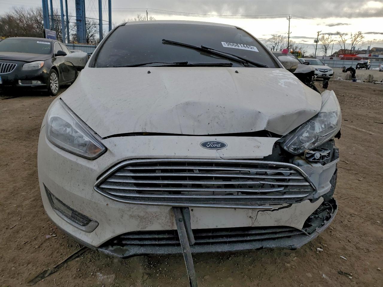 2015 FORD FOCUS TITANIUM photo 9