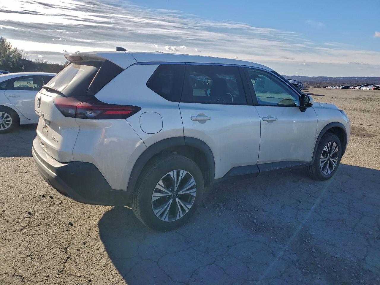 2023 NISSAN ROGUE SV photo 3