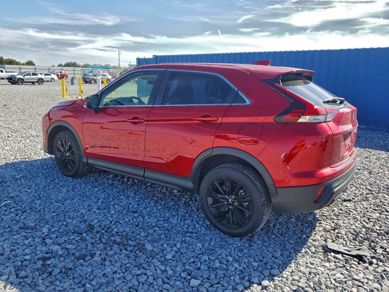 2025 MITSUBISHI ECLIPSE CROSS LE photo 2