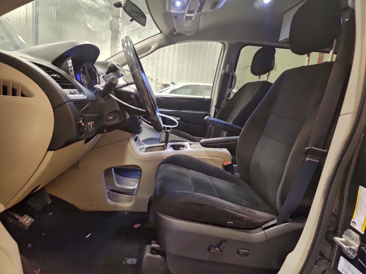 2012 DODGE GRAND CARAVAN CREW photo 7