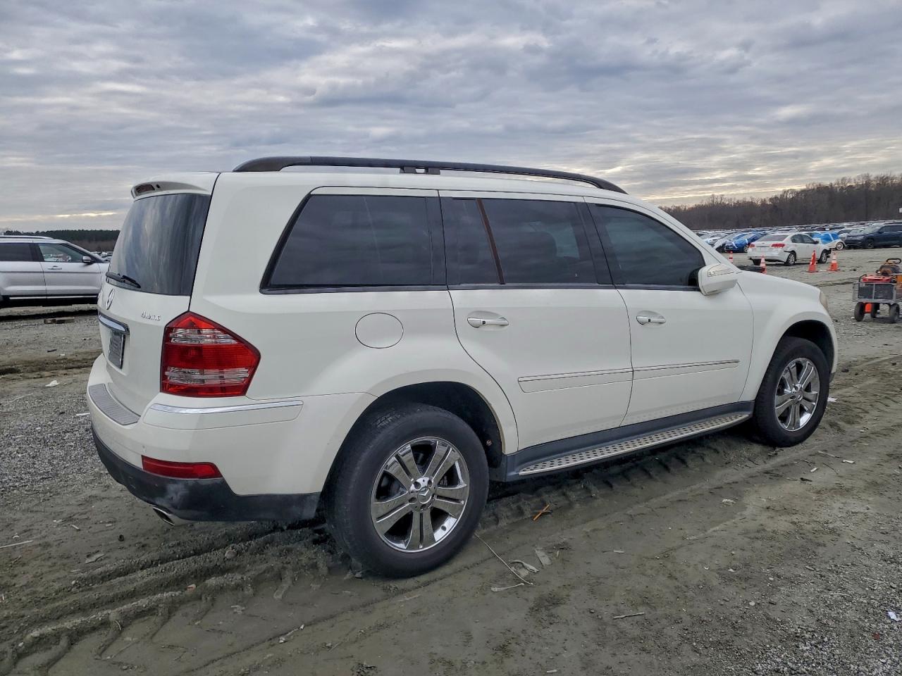 2009 MERCEDES-BENZ GL 450 4MATIC photo 3