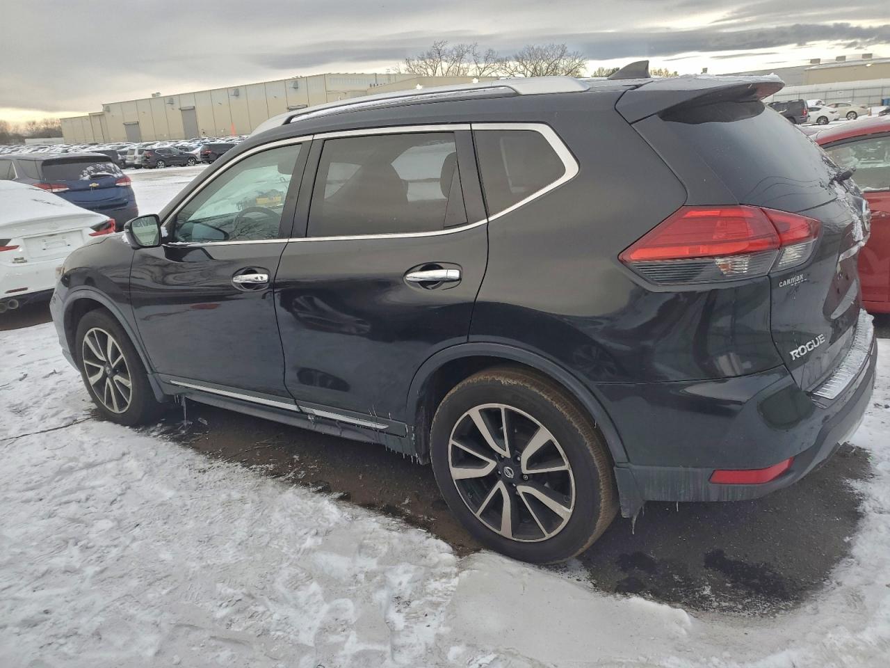 2017 NISSAN ROGUE S photo 2