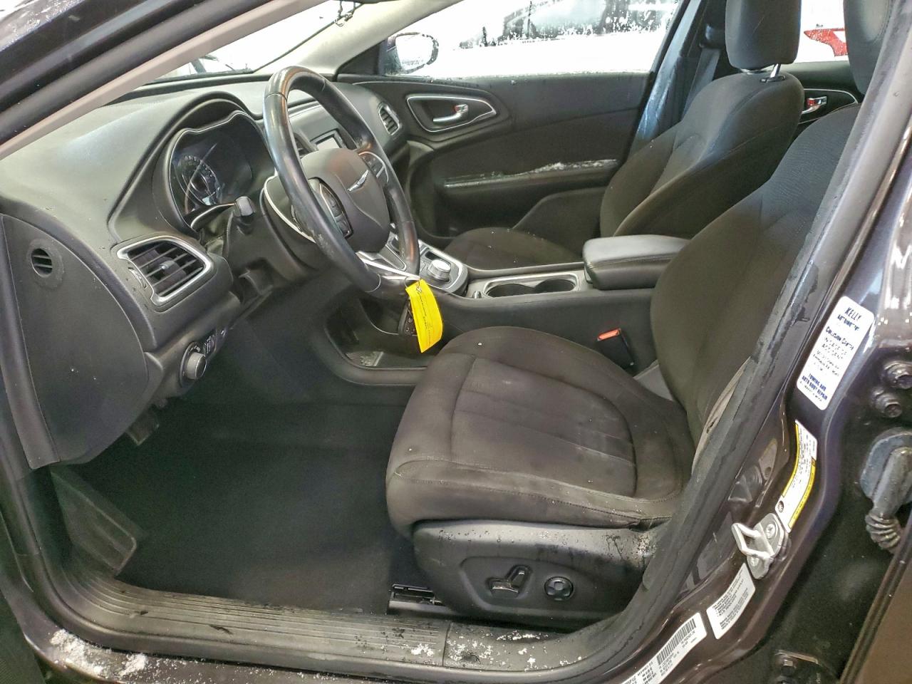 2015 CHRYSLER 200 LIMITED photo 7