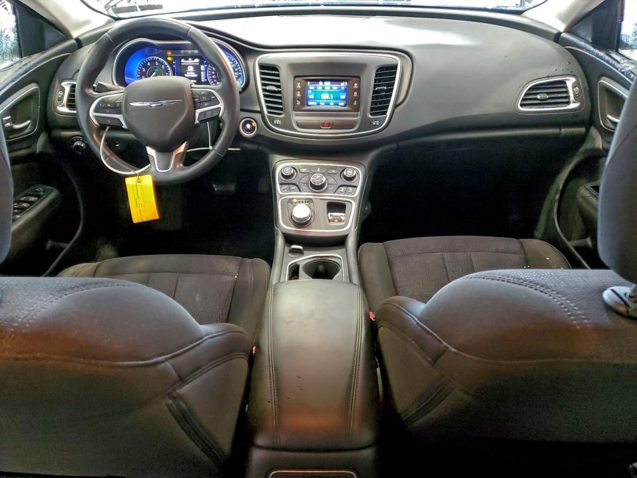 2015 CHRYSLER 200 LIMITED photo 8