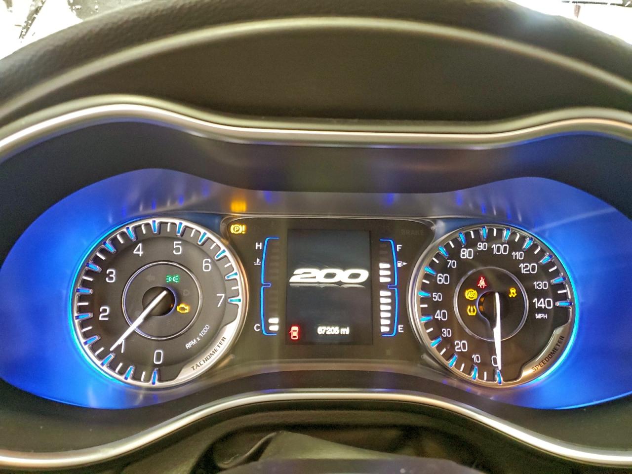 2015 CHRYSLER 200 LIMITED photo 9