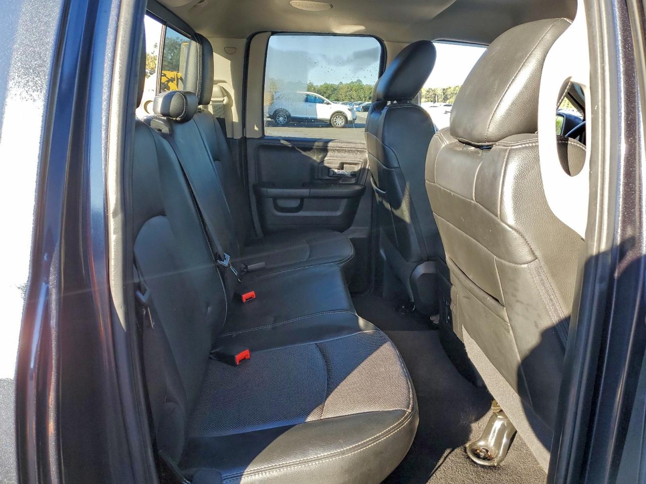 2014 RAM 1500 SPORT photo 10
