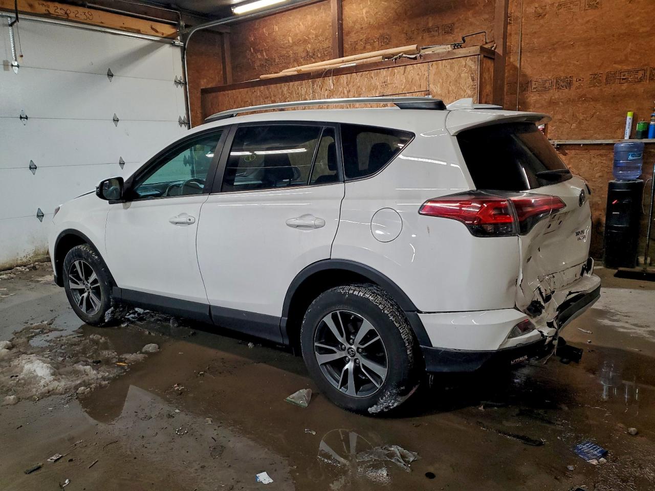 2018 TOYOTA RAV4 ADVENTURE photo 2