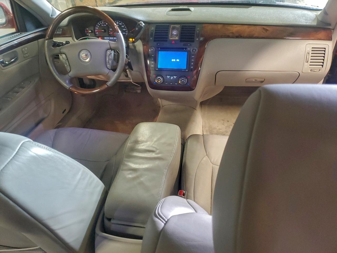 2008 CADILLAC DTS photo 8