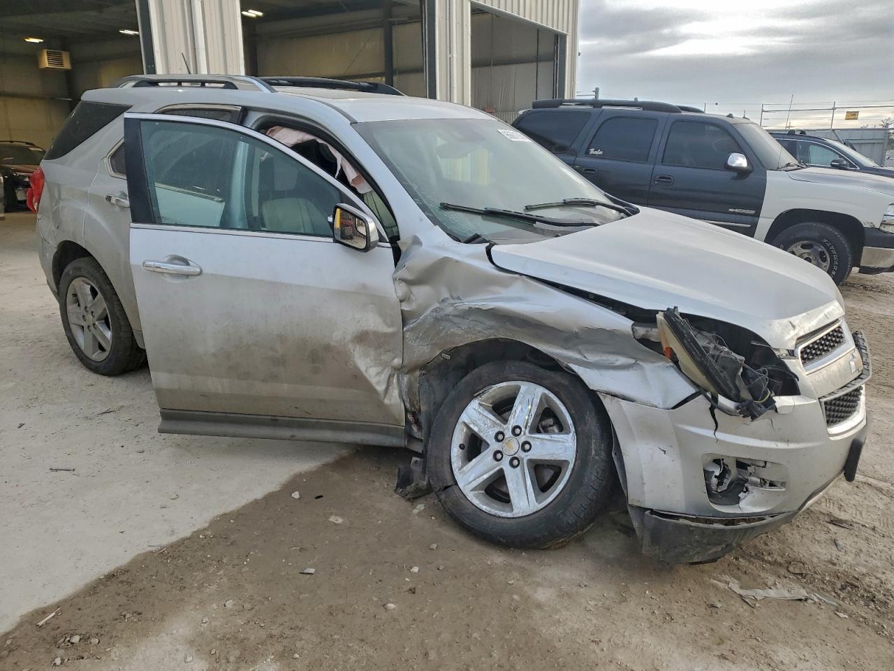 2014 CHEVROLET EQUINOX LTZ photo 4