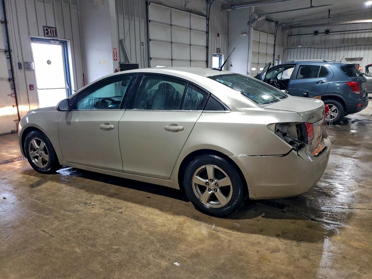 2013 CHEVROLET CRUZE LT photo 2