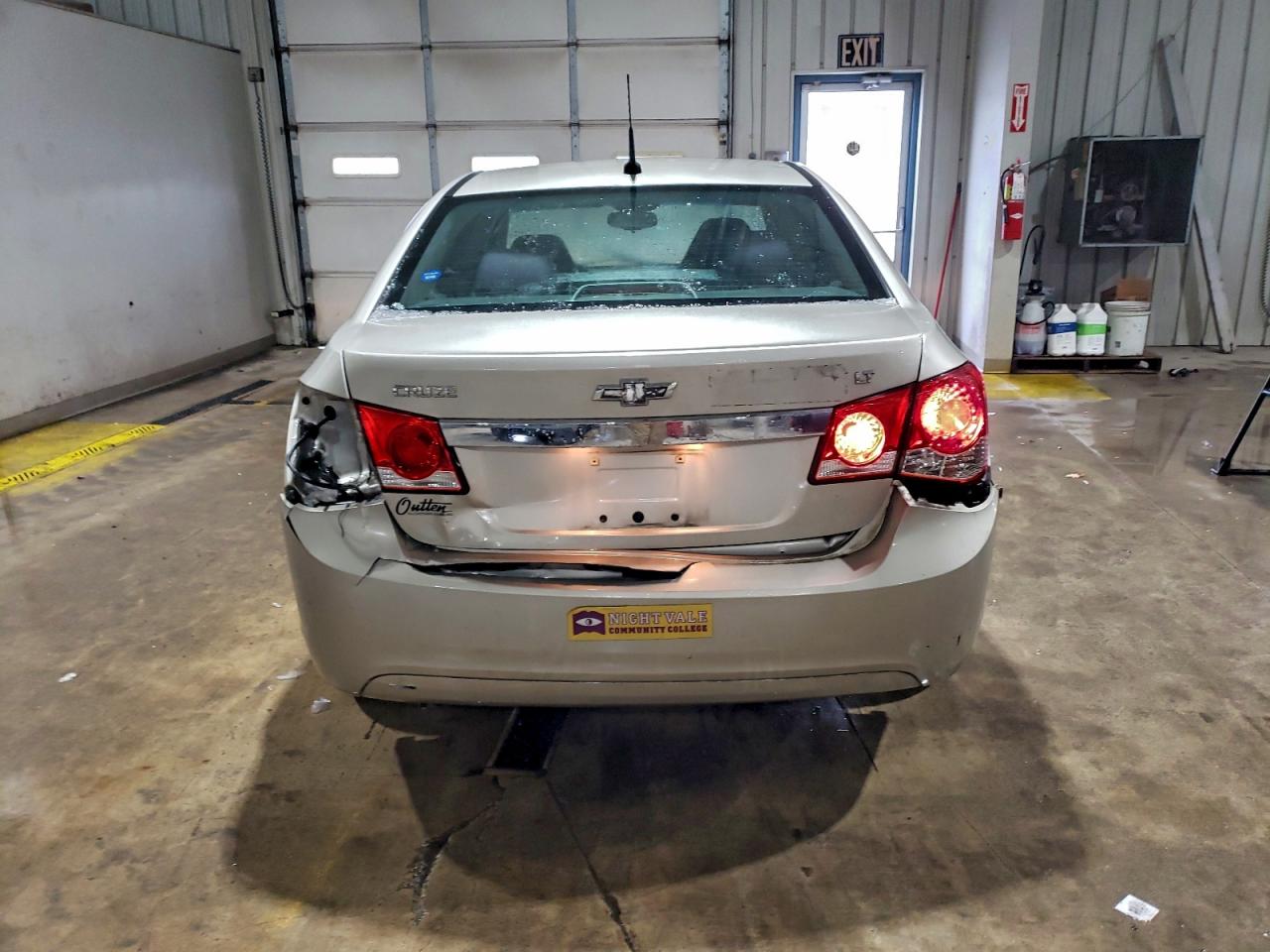 2013 CHEVROLET CRUZE LT photo 6