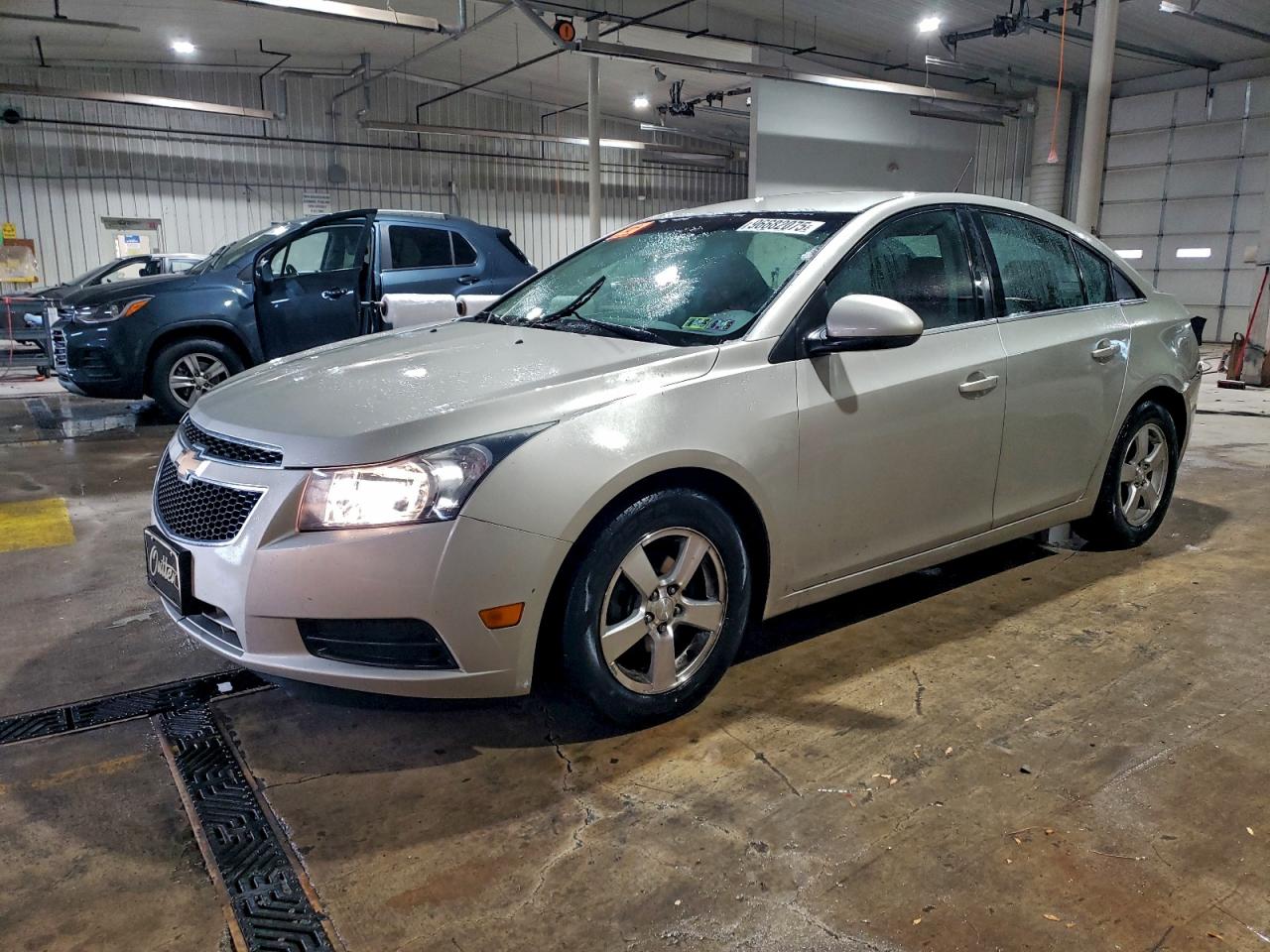 2013 CHEVROLET CRUZE