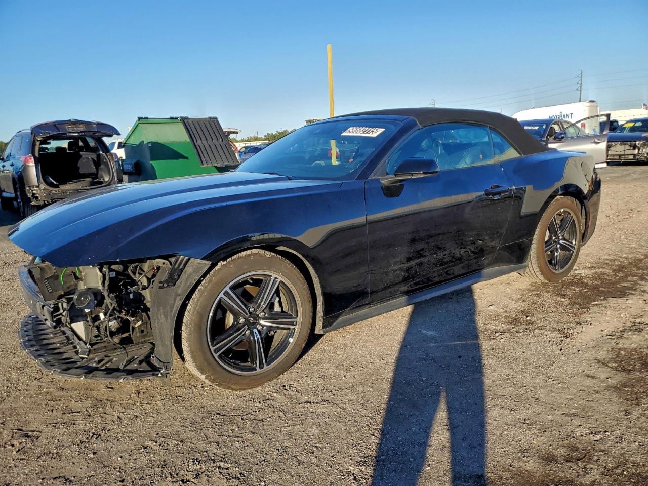 2025 FORD MUSTANG