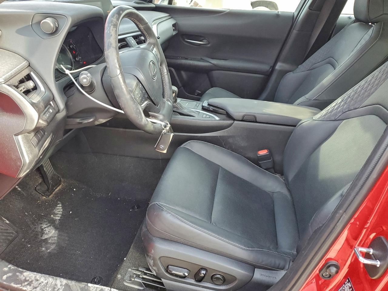 2022 LEXUS UX 250H BASE photo 7
