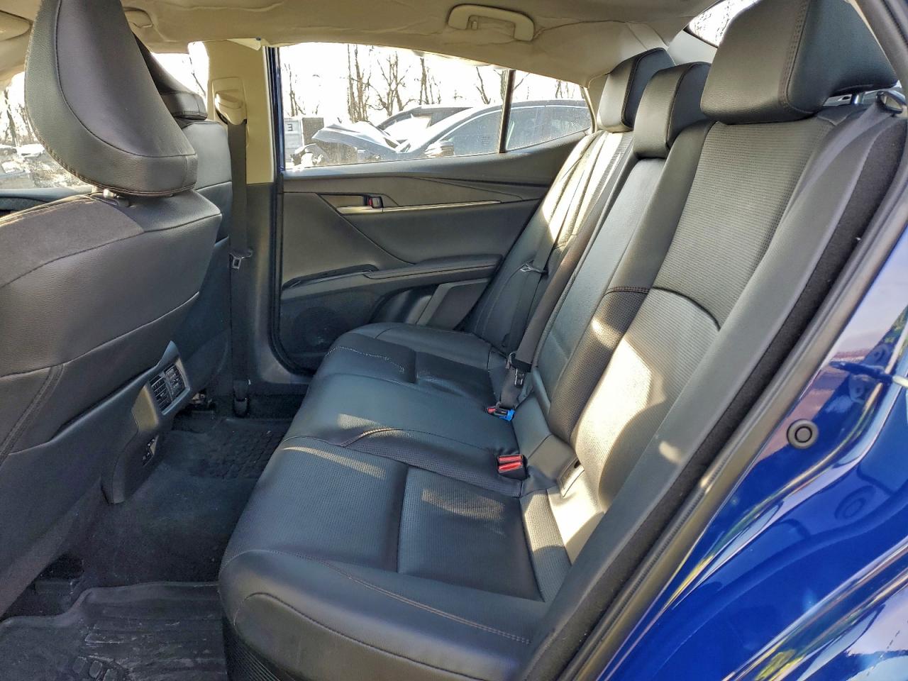 2025 TOYOTA CAMRY XSE photo 10