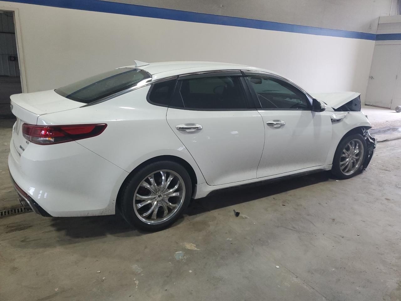 2016 KIA OPTIMA SX photo 3