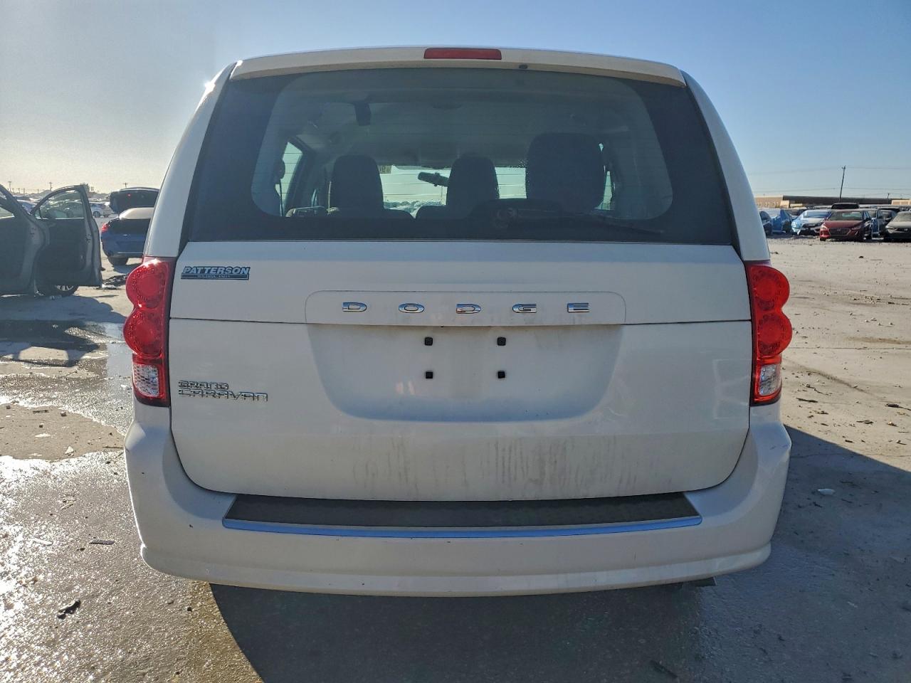 2013 DODGE GRAND CARAVAN SE photo 6