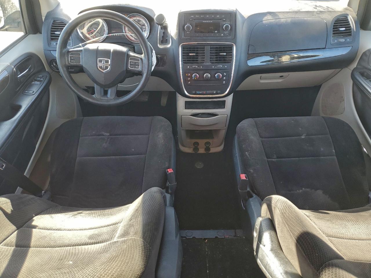 2013 DODGE GRAND CARAVAN SE photo 8