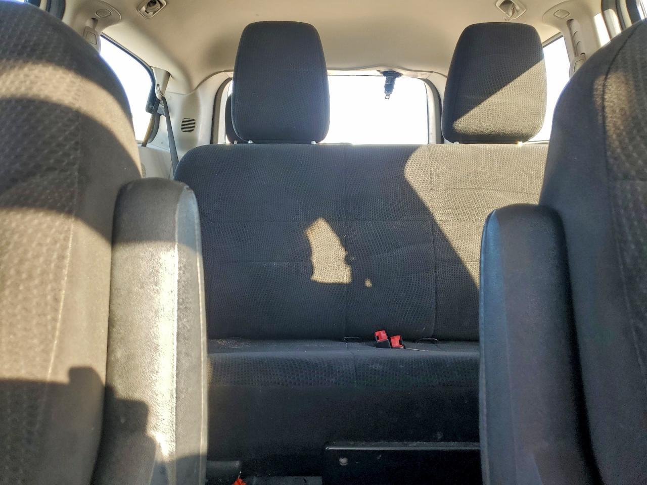 2013 DODGE GRAND CARAVAN SE photo 10
