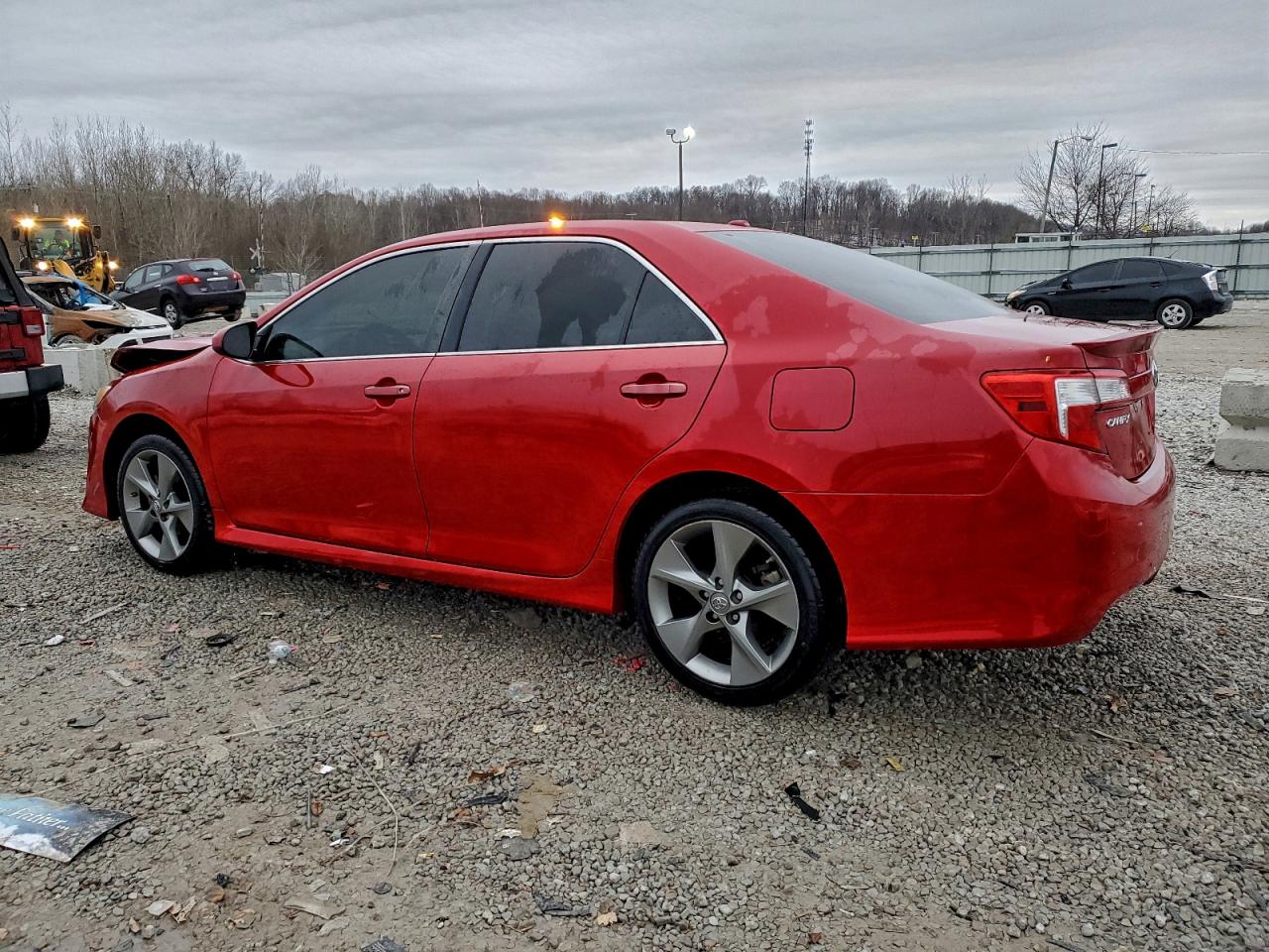 2014 TOYOTA CAMRY L photo 2